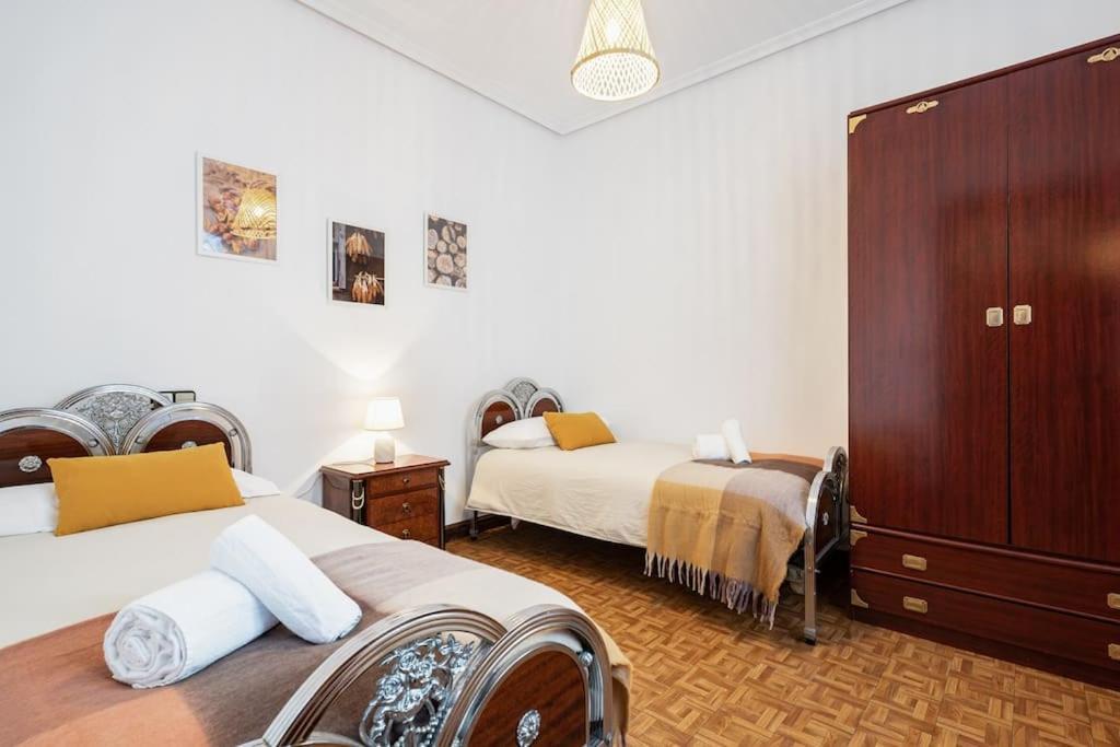 Apartamento Trisquel Хихон Екстериор снимка
